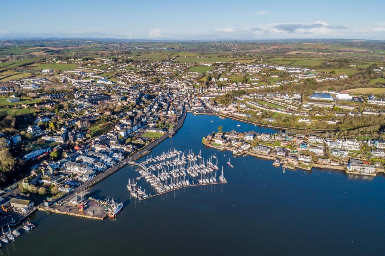 Four Winds,Kinsale Town,Exquisite Holiday Homes,Sleeps 26 Extérieur photo